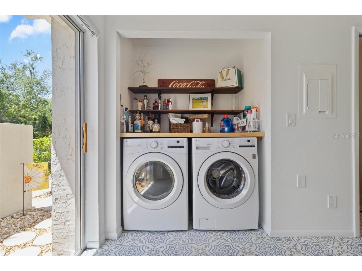 4859 Napoli Court NE #4859 Saint Petersburg FL 33703 TB8367348 image16