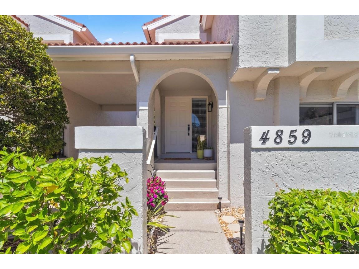 4859 Napoli Court NE #4859 Saint Petersburg FL 33703 TB8367348 image5