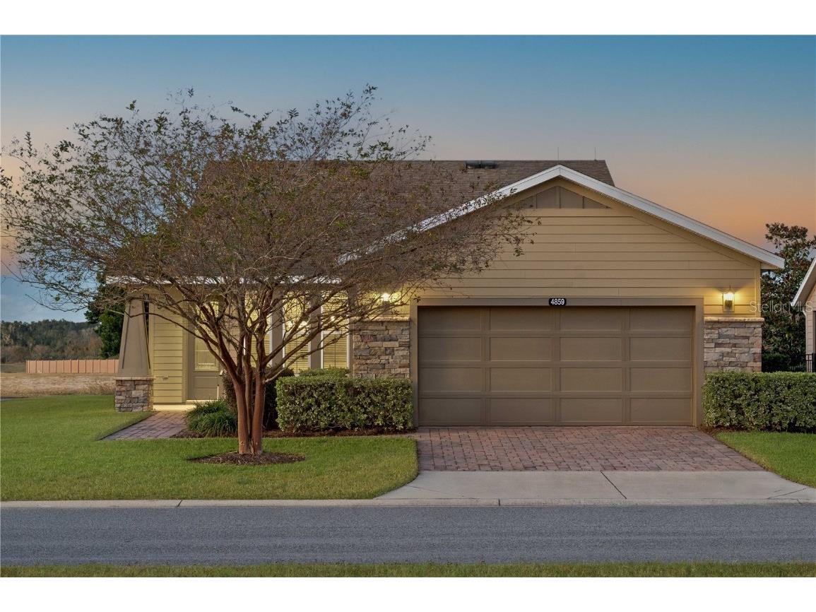 4859 NW 35th Lane Road Ocala FL 34482 V4939702 image1