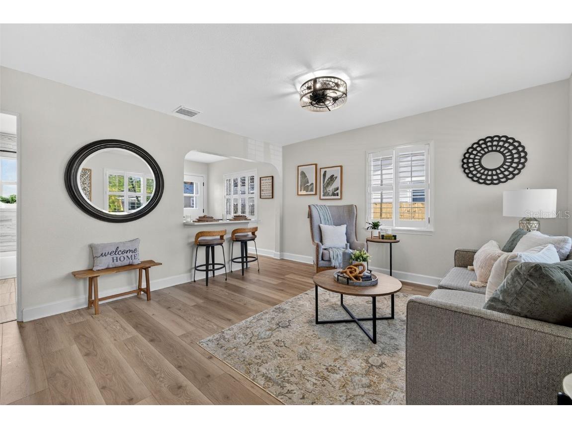 486 49th Avenue N Saint Petersburg FL 33703 TB8449447 image2