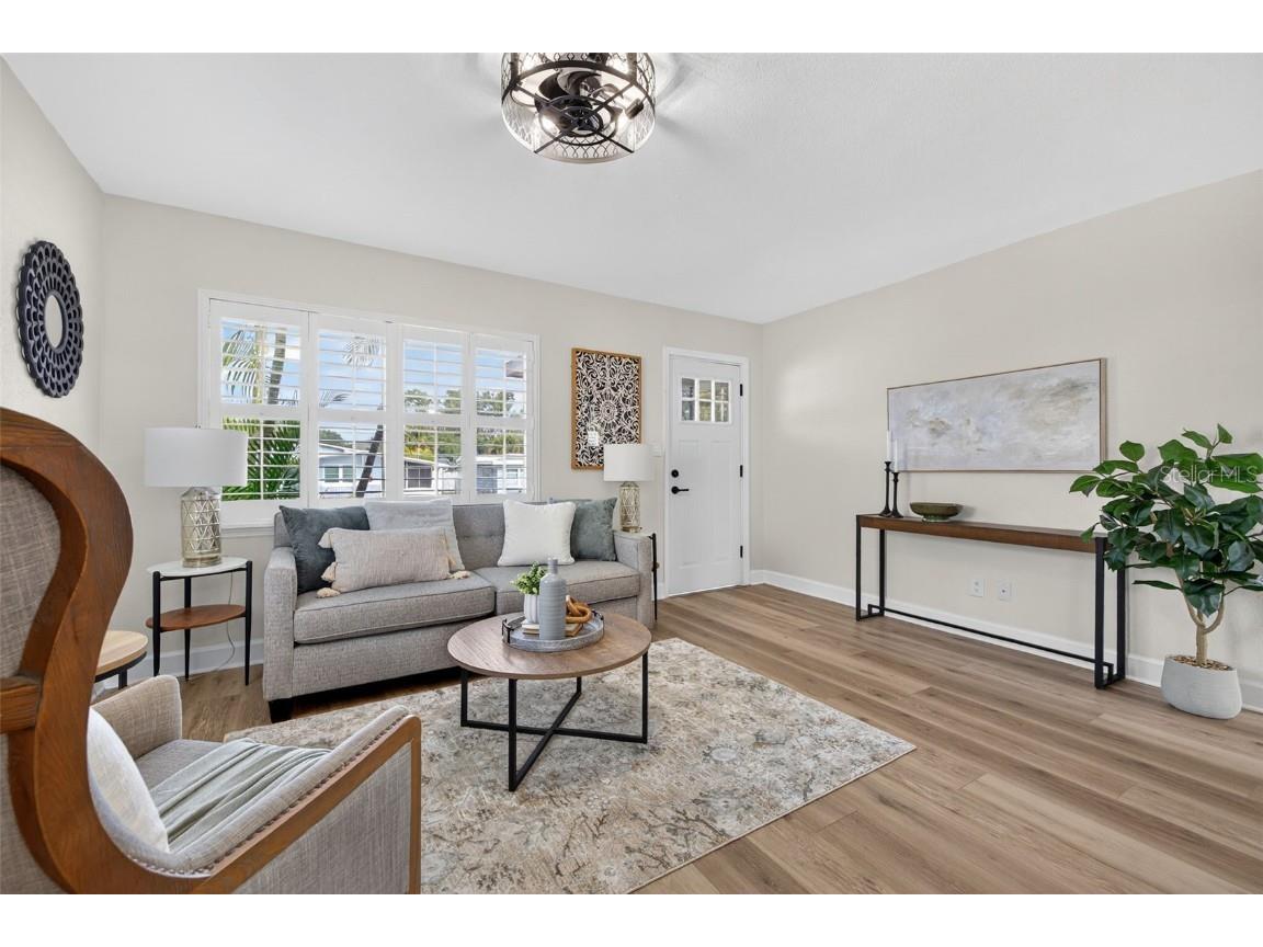 486 49th Avenue N Saint Petersburg FL 33703 TB8449447 image3