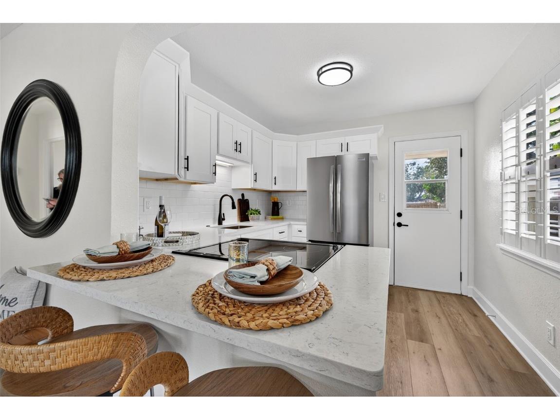 486 49th Avenue N Saint Petersburg FL 33703 TB8449447 image5