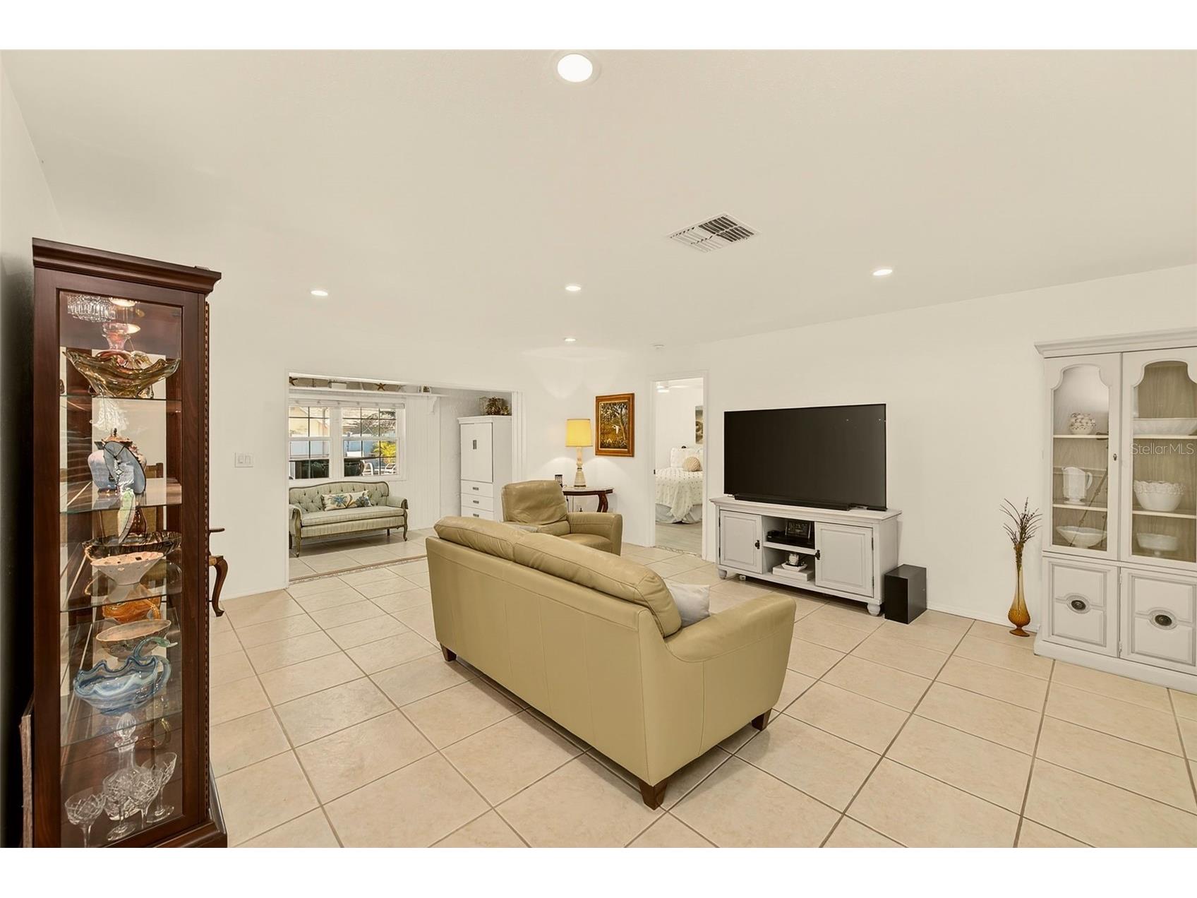 486 Belmist Court Dunedin FL 34698 TB8510468 image4