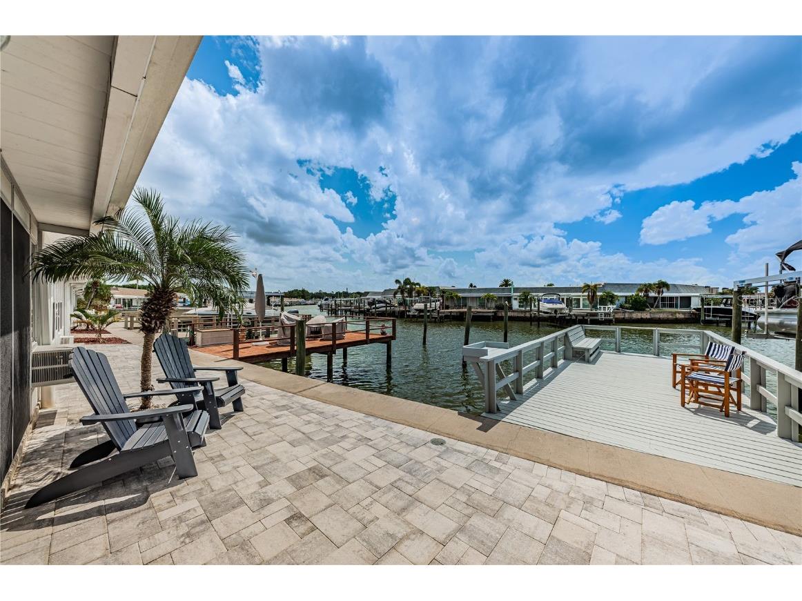 486 Boca Ciega Point Boulevard N Saint Petersburg FL 33708 - BOCA CIEGA U8209747 image1