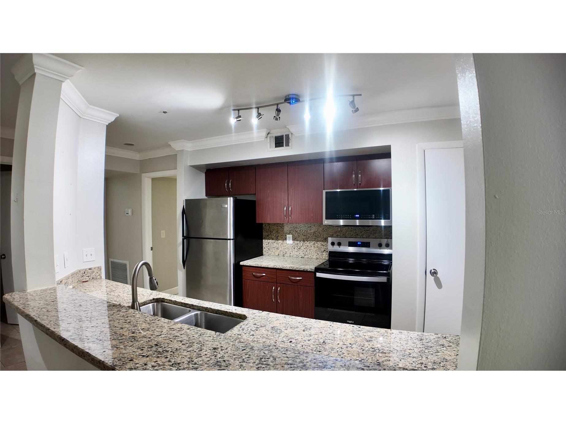 486 N Pin Oak Place #202 Longwood FL 32779 O6399863 image10