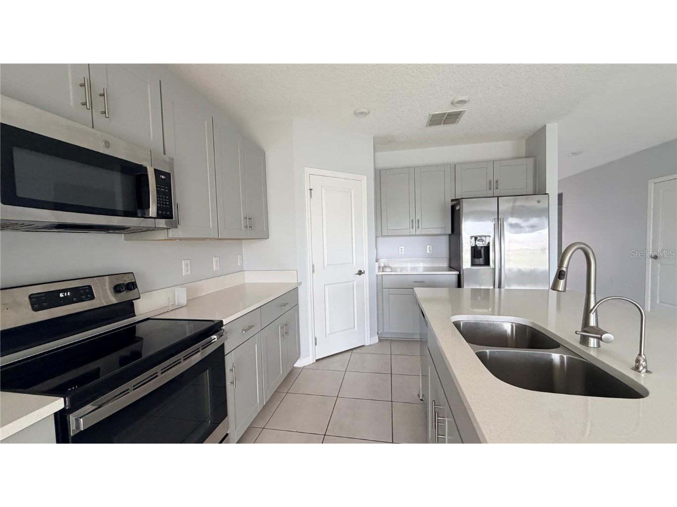 486 Pine Tree Bridge Trail Saint Cloud FL 34772 S5140439 image7