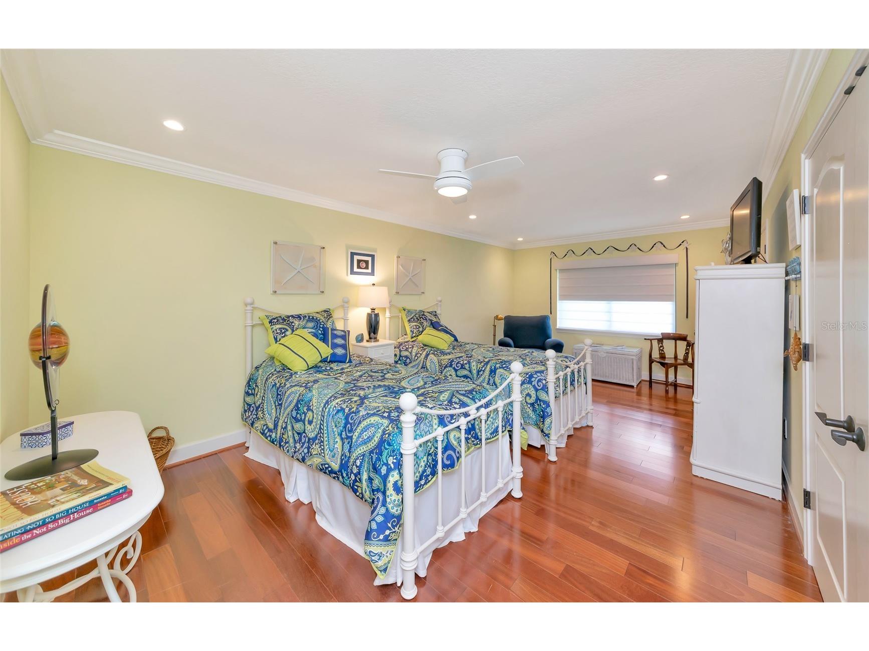486 Yacht Harbor Drive Osprey FL 34229 A4700109 image32