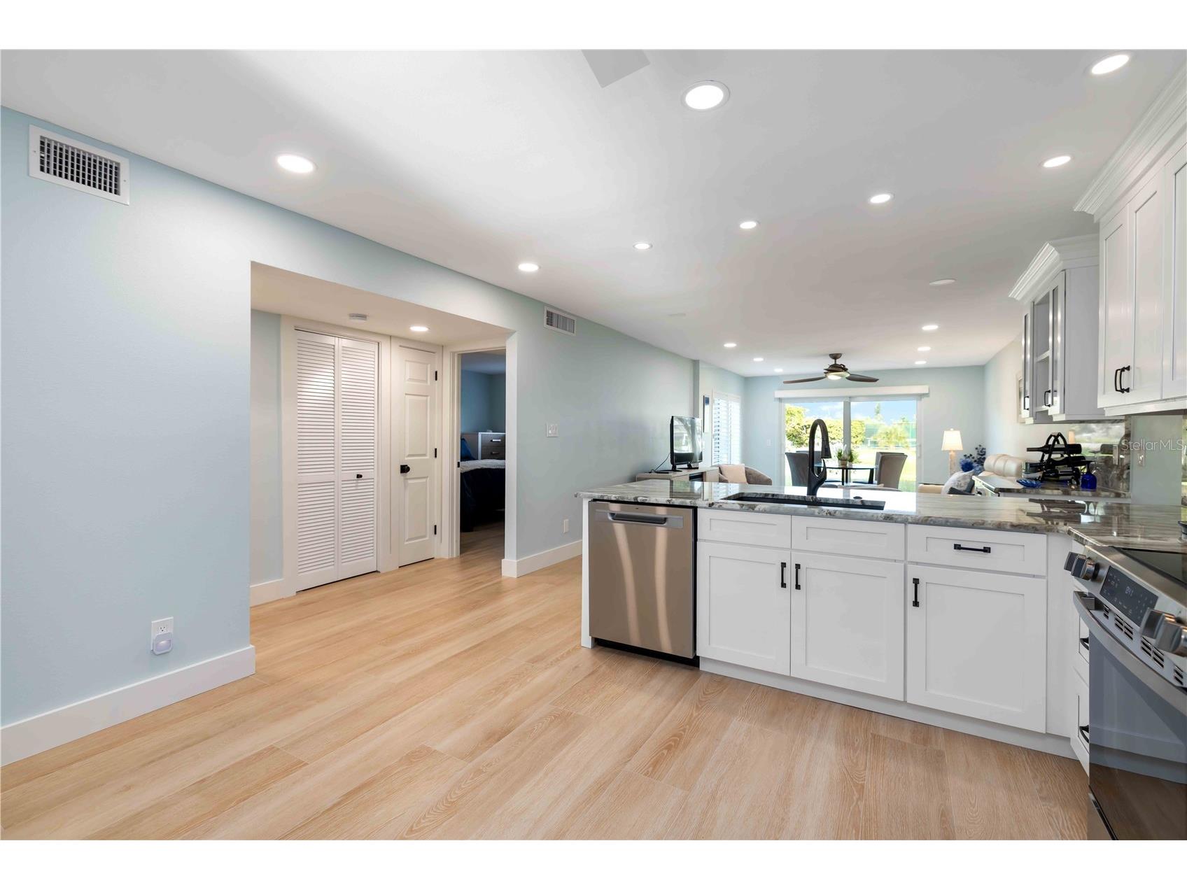 4860 Gulf Of Mexico Drive #VILLA 13 Longboat Key FL 34228 A4673141 image8