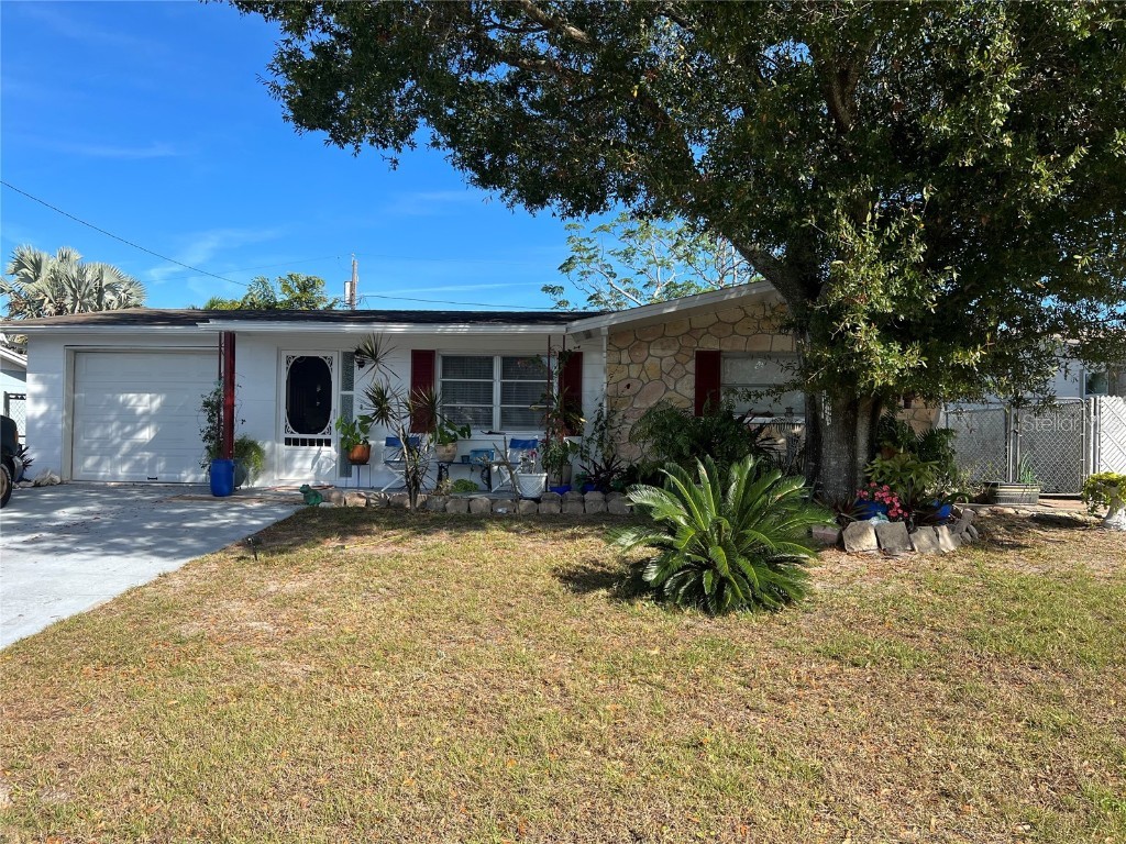 4861 Calais Drive Holiday FL 34690 W7840856 image1