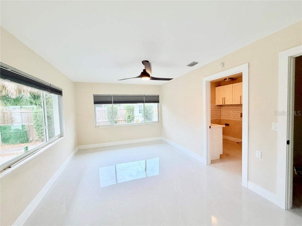 4866 Huntington Street NE Saint Petersburg FL 33703 TB8457817 image10