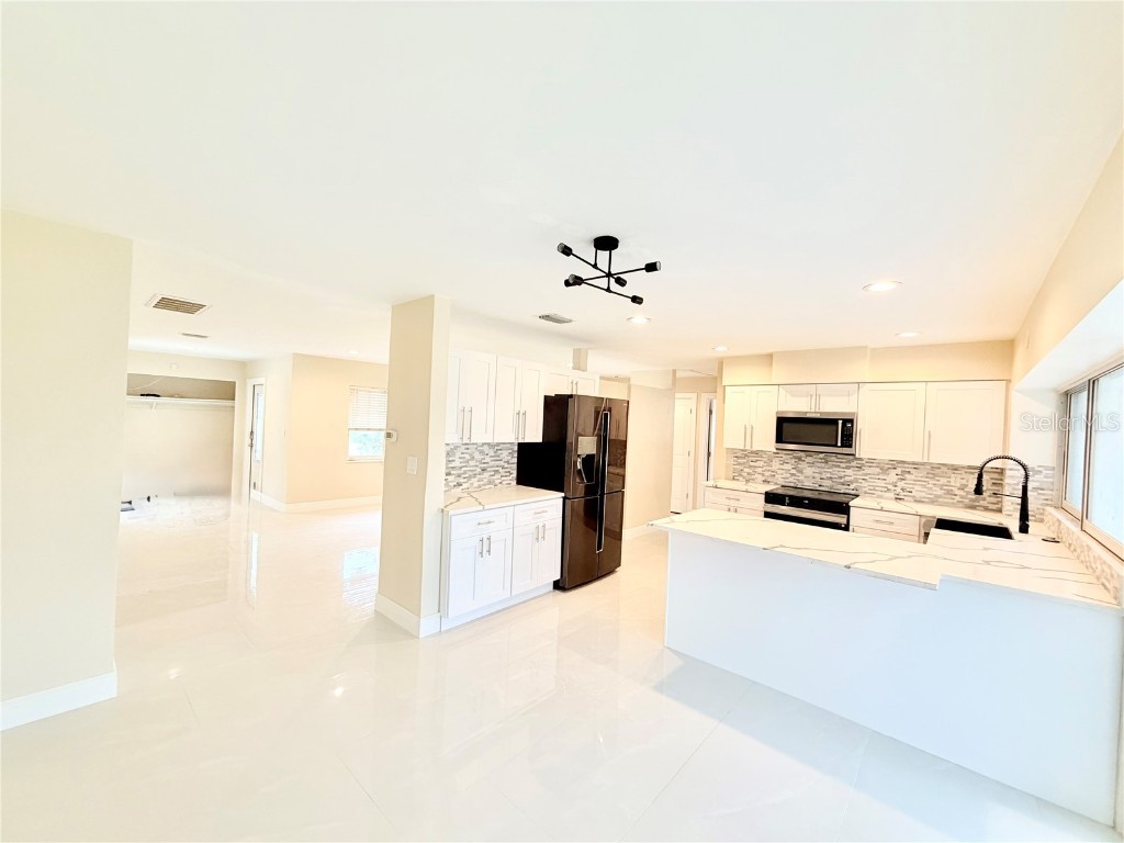 4866 Huntington Street NE Saint Petersburg FL 33703 TB8457817 image15