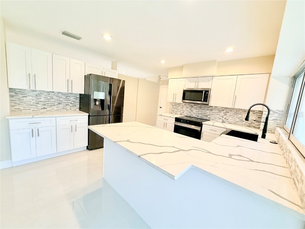 4866 Huntington Street NE Saint Petersburg FL 33703 TB8457817 image16