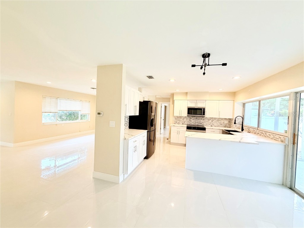 4866 Huntington Street NE Saint Petersburg FL 33703 TB8457817 image17