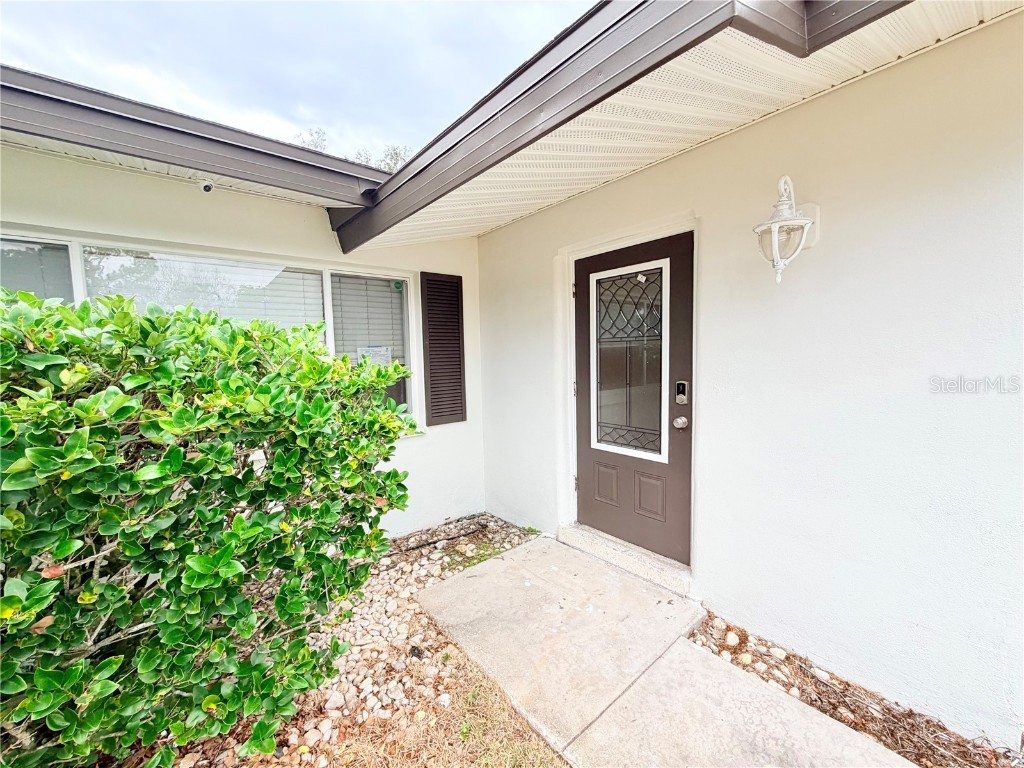 4866 Huntington Street NE Saint Petersburg FL 33703 TB8457817 image2