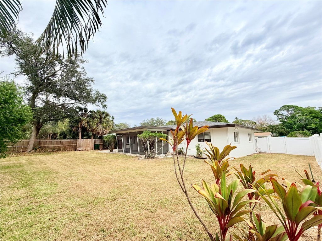 4866 Huntington Street NE Saint Petersburg FL 33703 TB8457817 image23