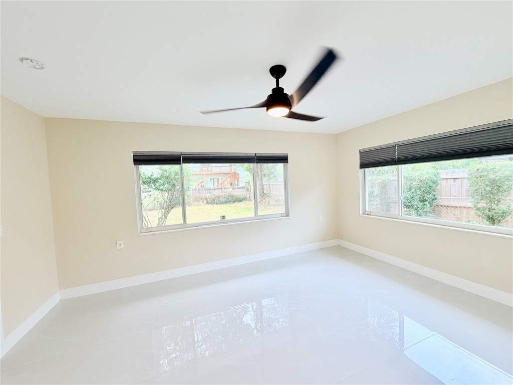 4866 Huntington Street NE Saint Petersburg FL 33703 TB8457817 image9