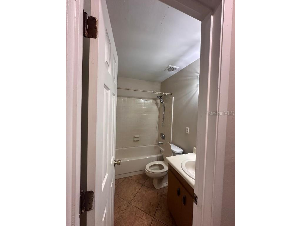 4866 S Semoran Boulevard #1802 Orlando FL 32822 S5138438 image5