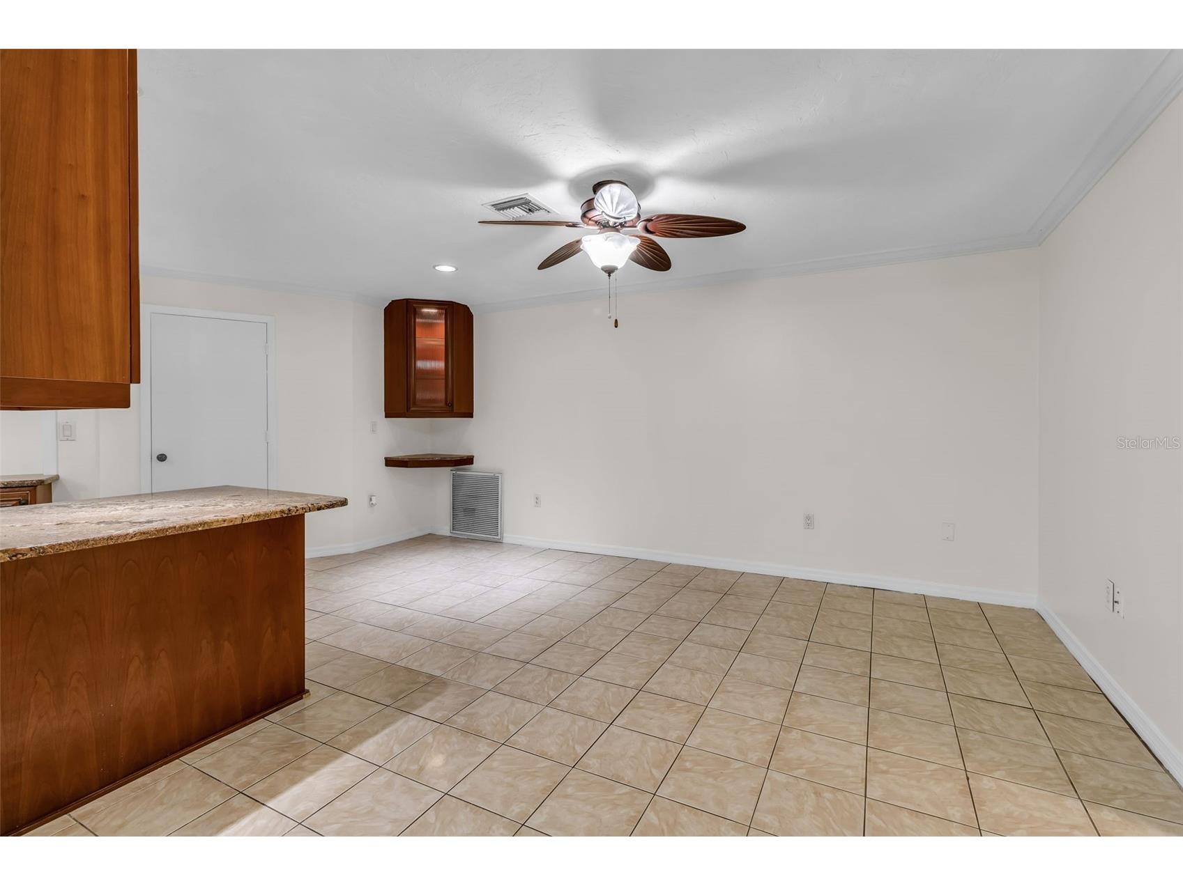 4867 Huntleigh Drive Sarasota FL 34233 A4685110 image17