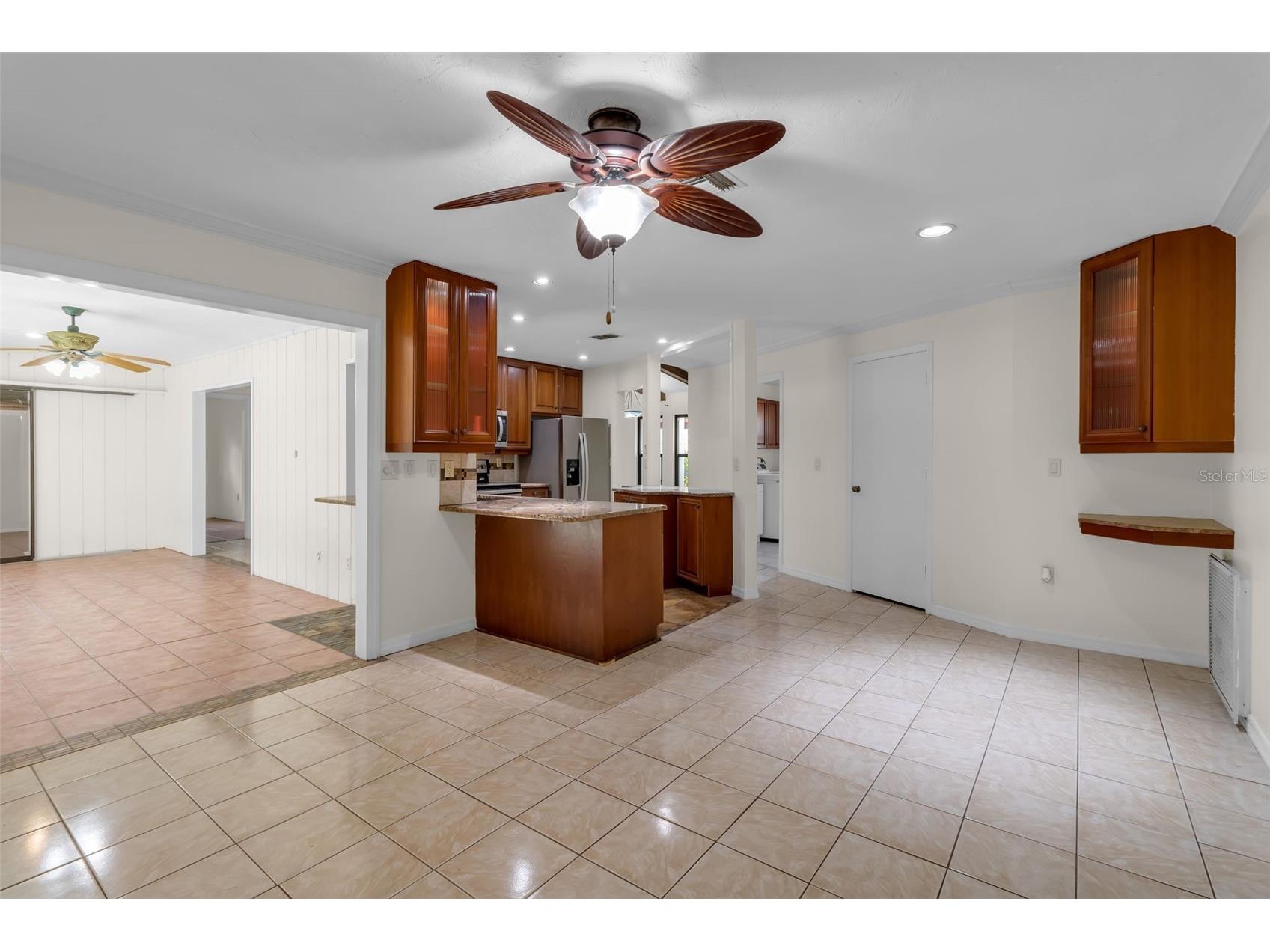 4867 Huntleigh Drive Sarasota FL 34233 A4685110 image18