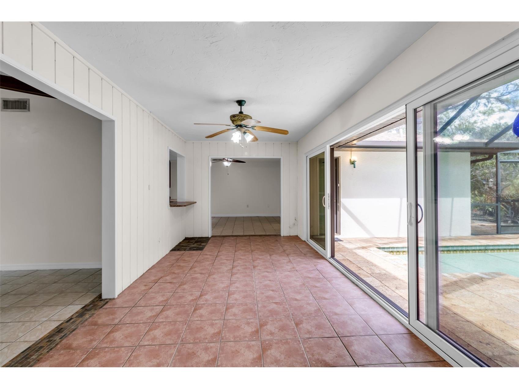 4867 Huntleigh Drive Sarasota FL 34233 A4685110 image21