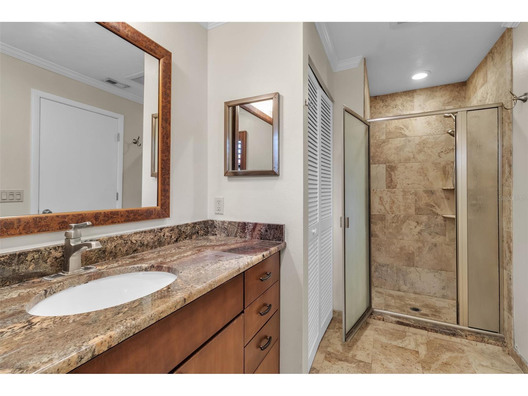 4867 Huntleigh Drive Sarasota FL 34233 A4685110 image26