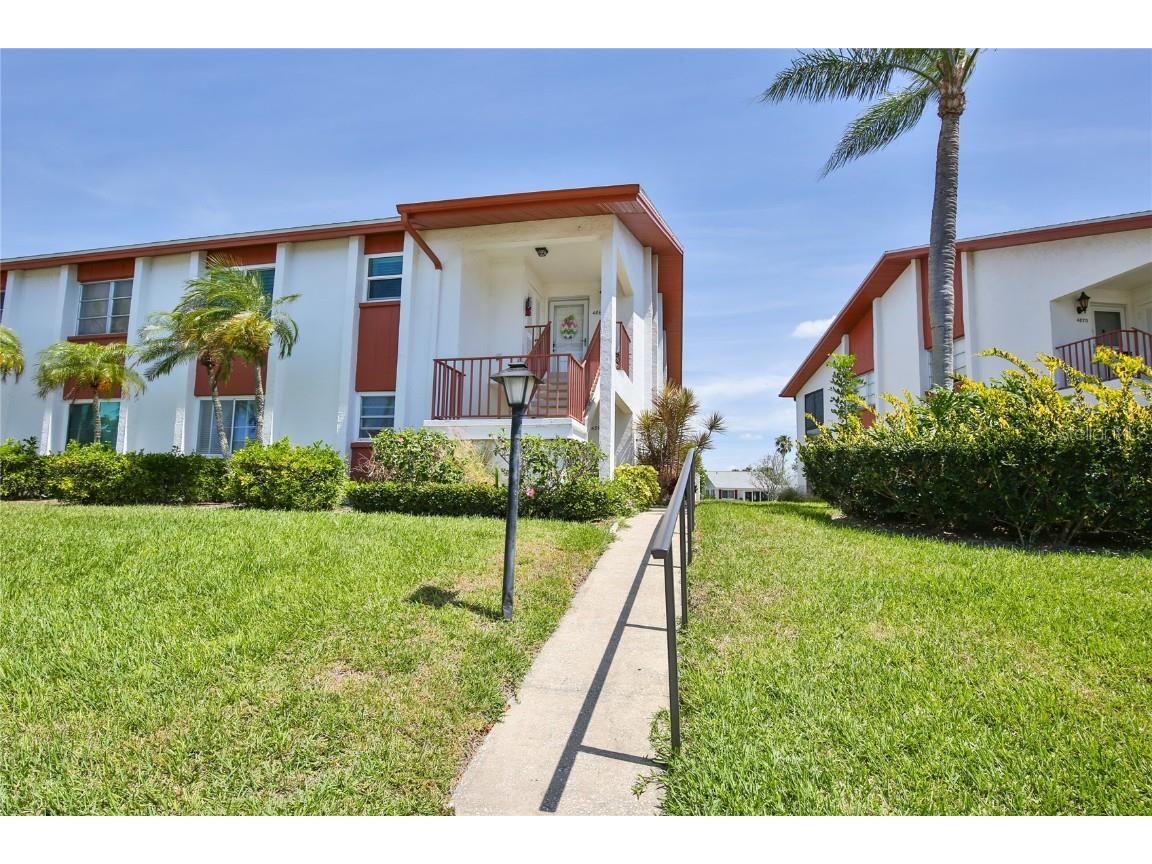 4867 Independence Drive Bradenton FL 34210 A4566111 image1