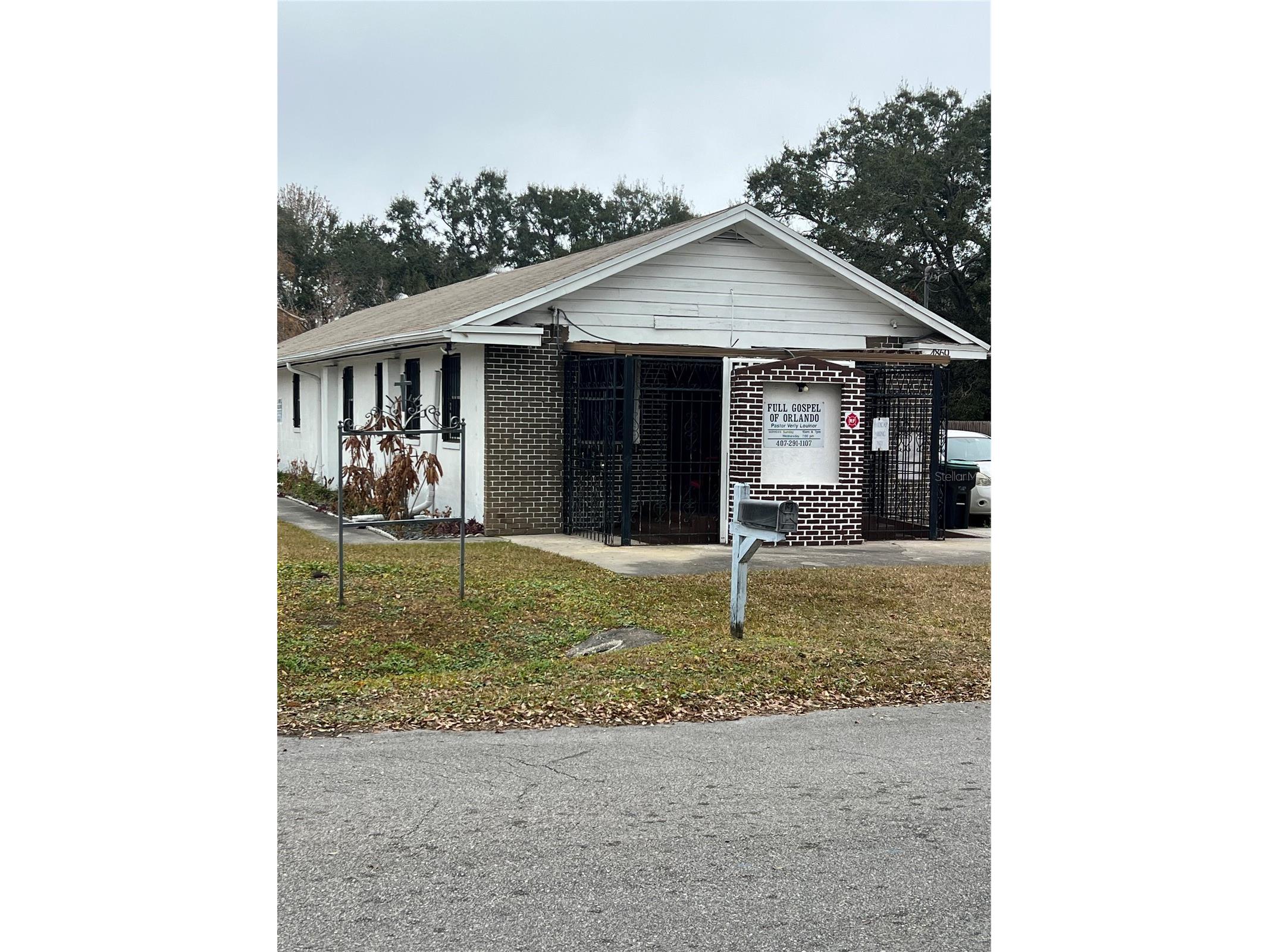 4869 COLLEGE DRIVE College Drive Orlando FL 32811 O6379994 image1