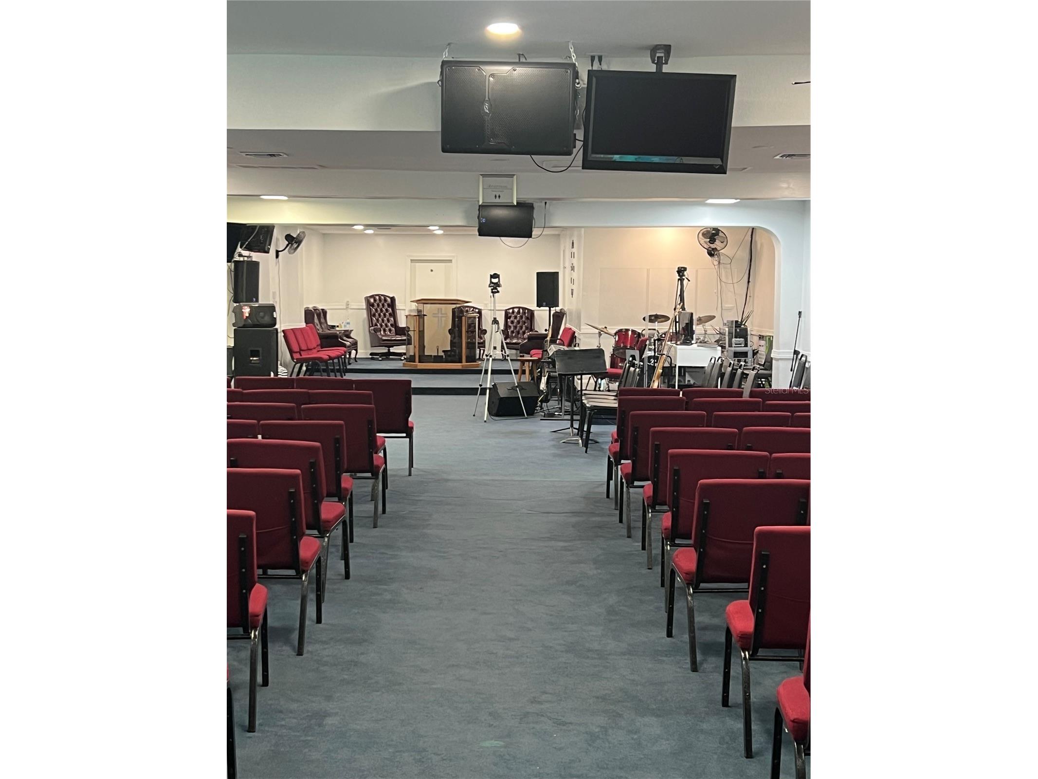 4869 COLLEGE DRIVE College Drive Orlando FL 32811 O6379994 image3