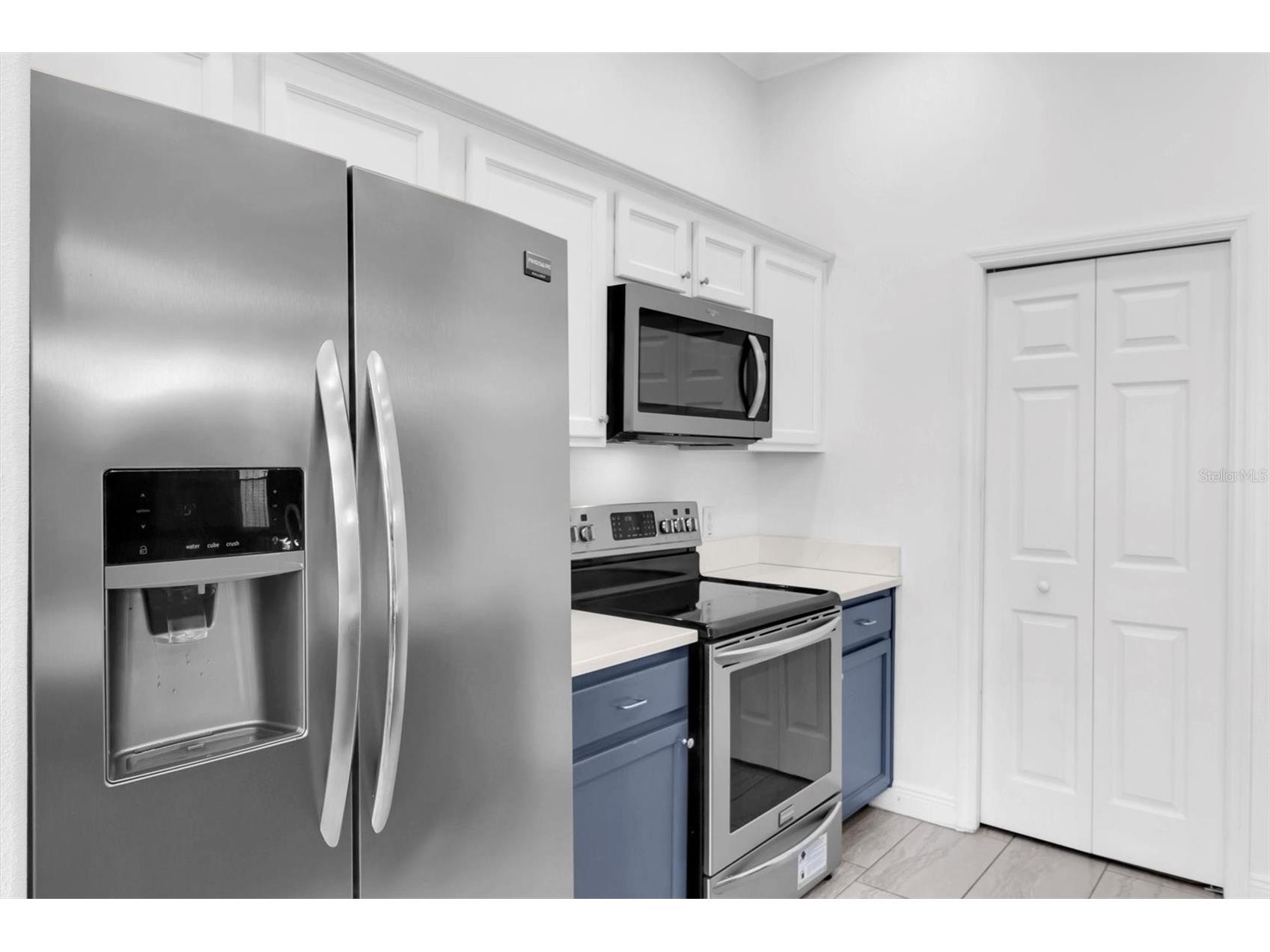 487 Bayou Village Drive Tarpon Springs FL 34689 W7879900 image8