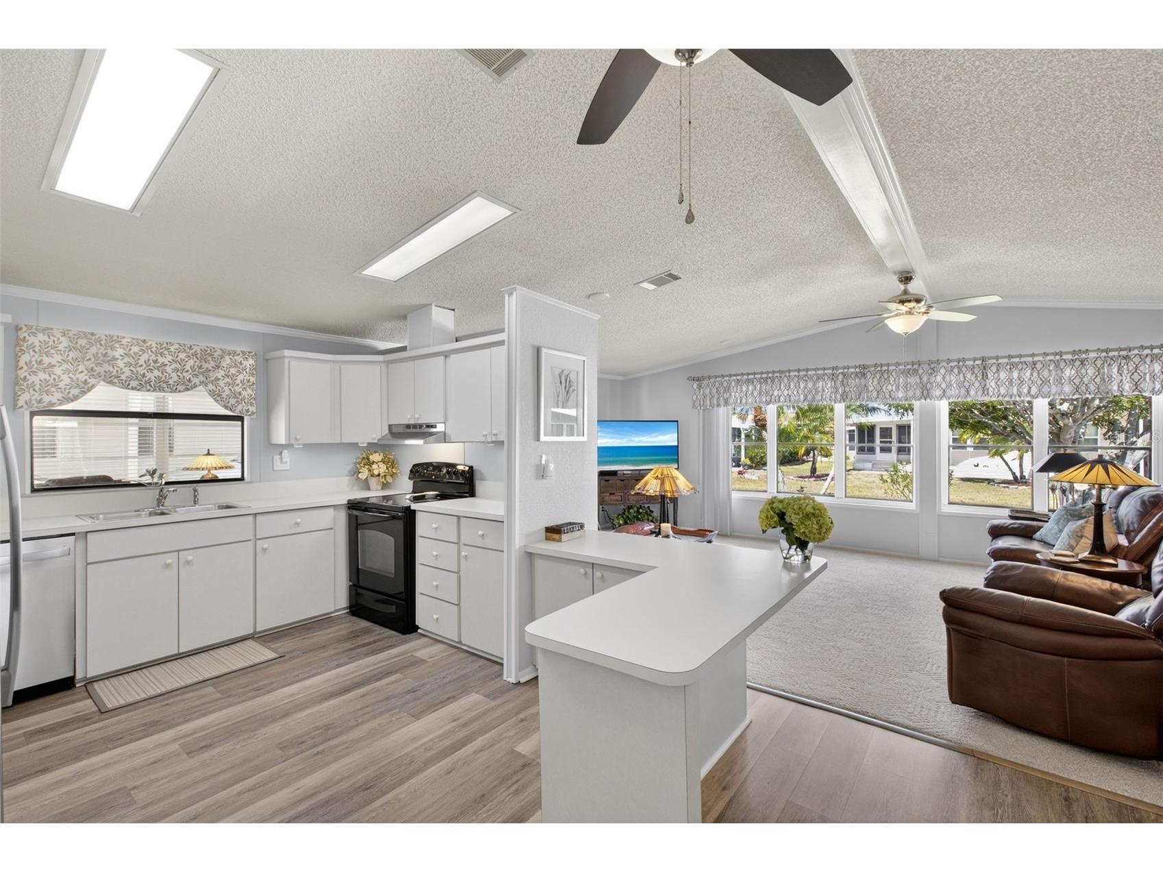 487 Loma Linda North Port FL 34287 TB8482870 image6