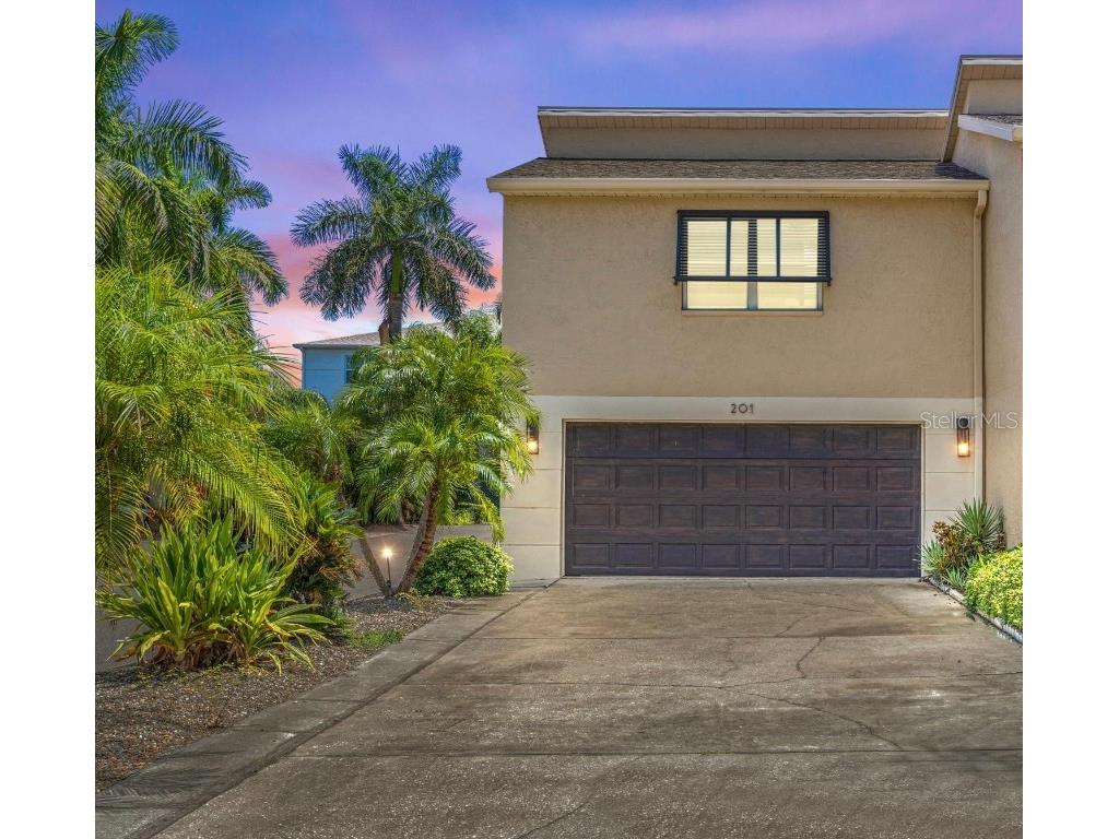 487 Pinellas Bayway S #201 Tierra Verde FL 33715 U8193826 image1