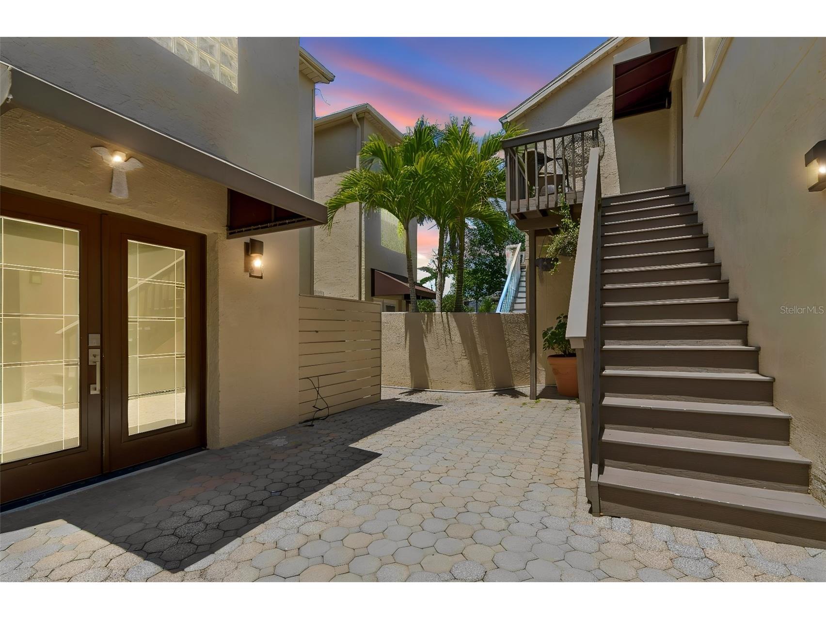 487 Pinellas Bayway S #207 Saint Petersburg FL 33715 TB8505494 image1