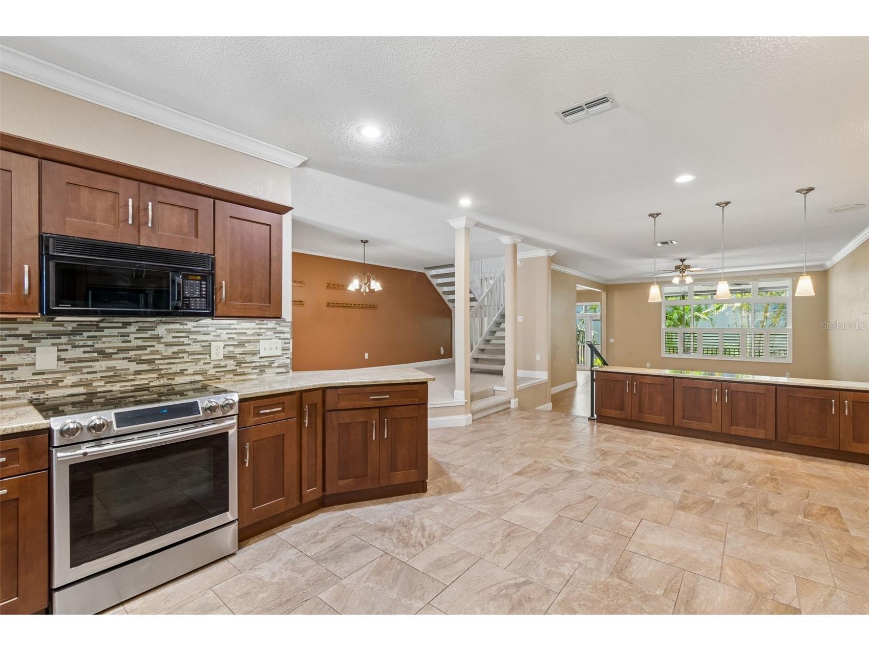 487 Pinellas Bayway S #207 Saint Petersburg FL 33715 TB8505494 image17