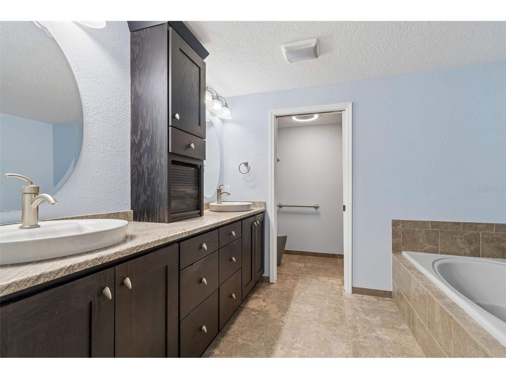 487 Pinellas Bayway S #207 Saint Petersburg FL 33715 TB8505494 image42