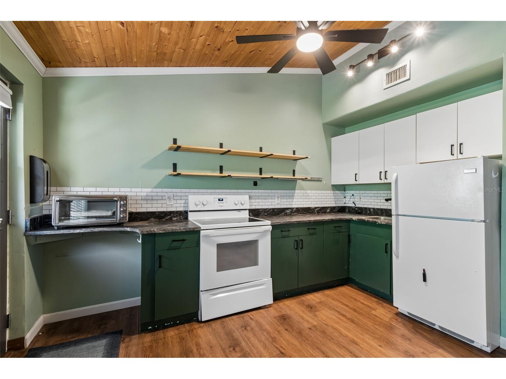 487 Pinellas Bayway S #207 Saint Petersburg FL 33715 TB8505494 image81