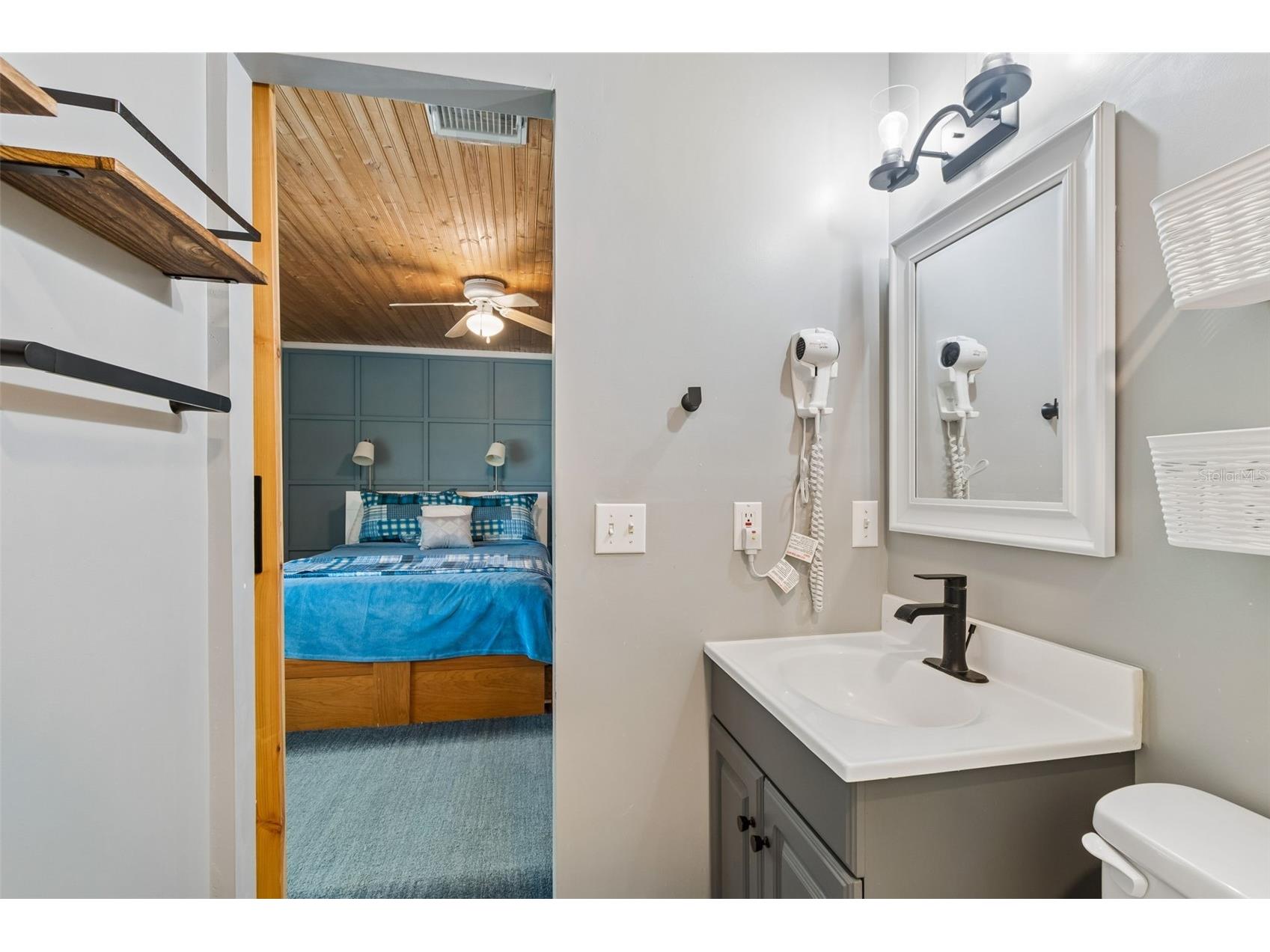 487 Pinellas Bayway S #207 Saint Petersburg FL 33715 TB8505494 image88