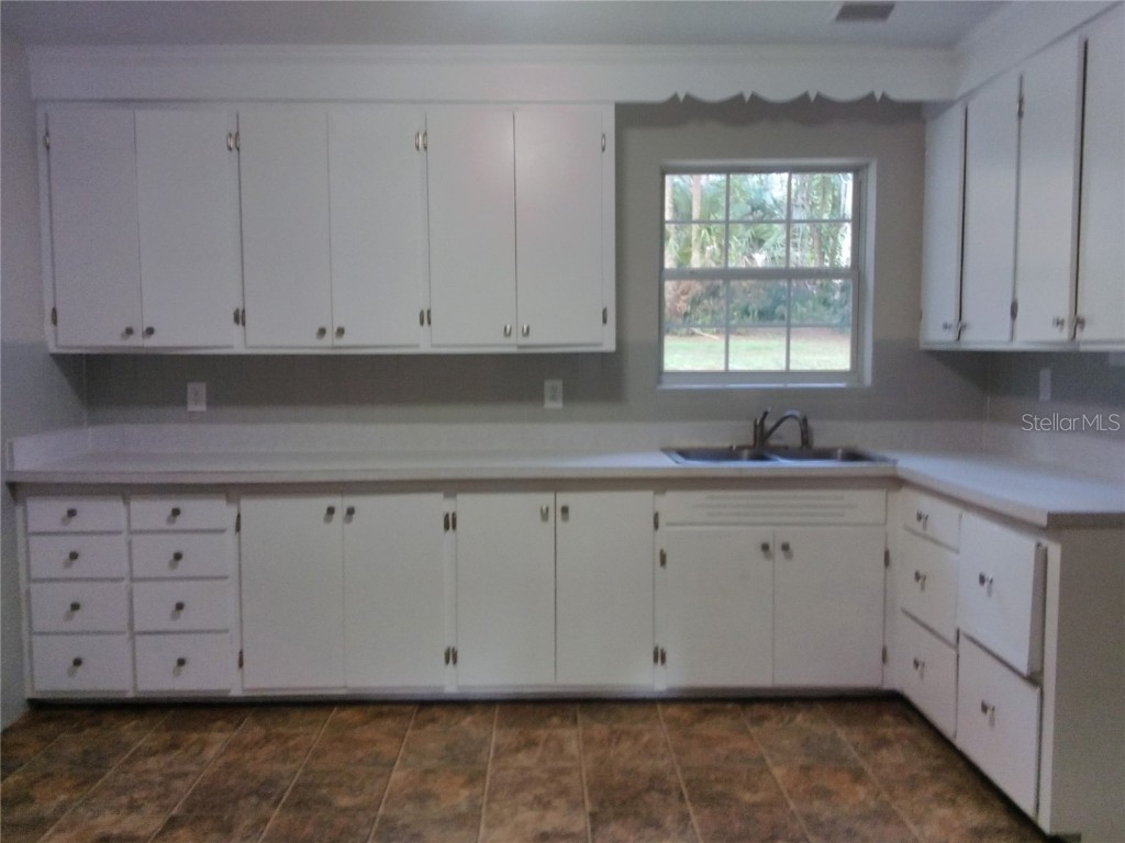 487 Rylane Street De Leon Springs FL 32130 V4946414 image12