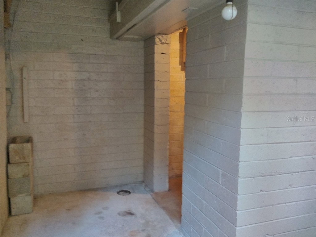 487 Rylane Street De Leon Springs FL 32130 V4946414 image32