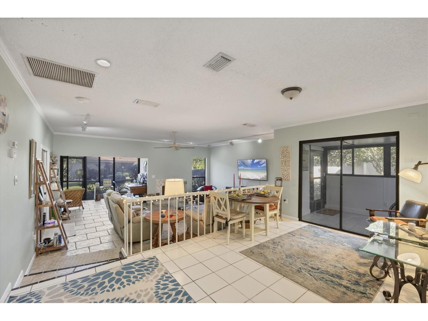 4870 Kestral Park Circle #14 Sarasota FL 34231 A4680535 image11