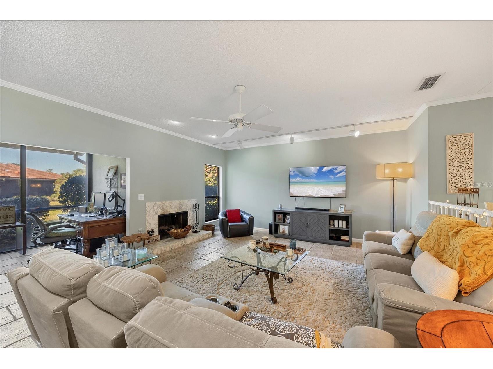 4870 Kestral Park Circle #14 Sarasota FL 34231 A4680535 image13