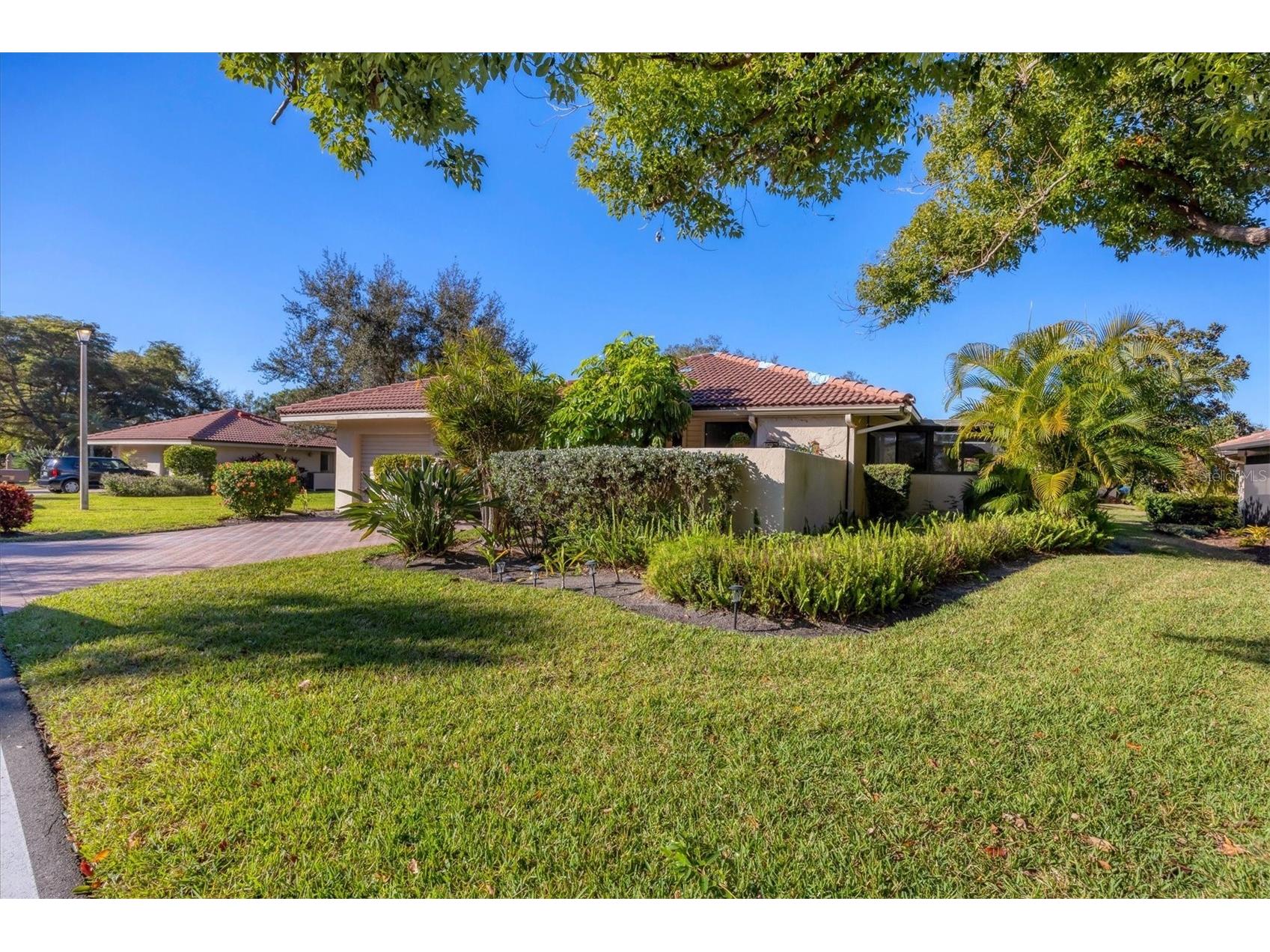 4870 Kestral Park Circle #14 Sarasota FL 34231 A4680535 image4