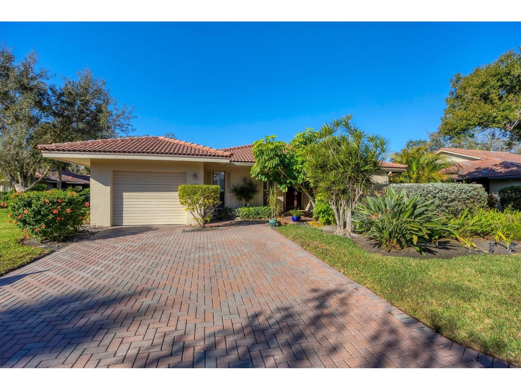 4870 Kestral Park Circle #14 Sarasota FL 34231 A4680535 image5