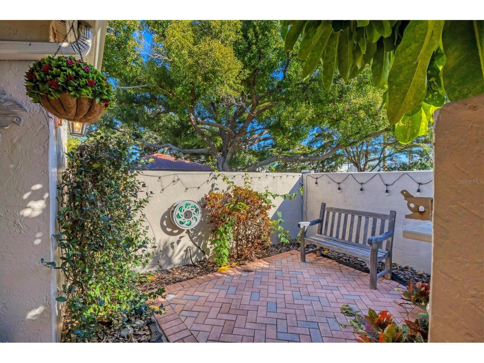 4870 Kestral Park Circle #14 Sarasota FL 34231 A4680535 image7