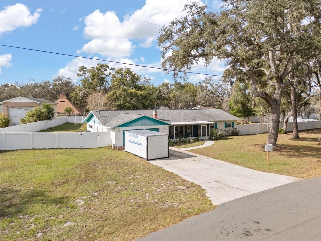 4871 Mockingbird Drive Dade City FL 33523 TB8454154 image14