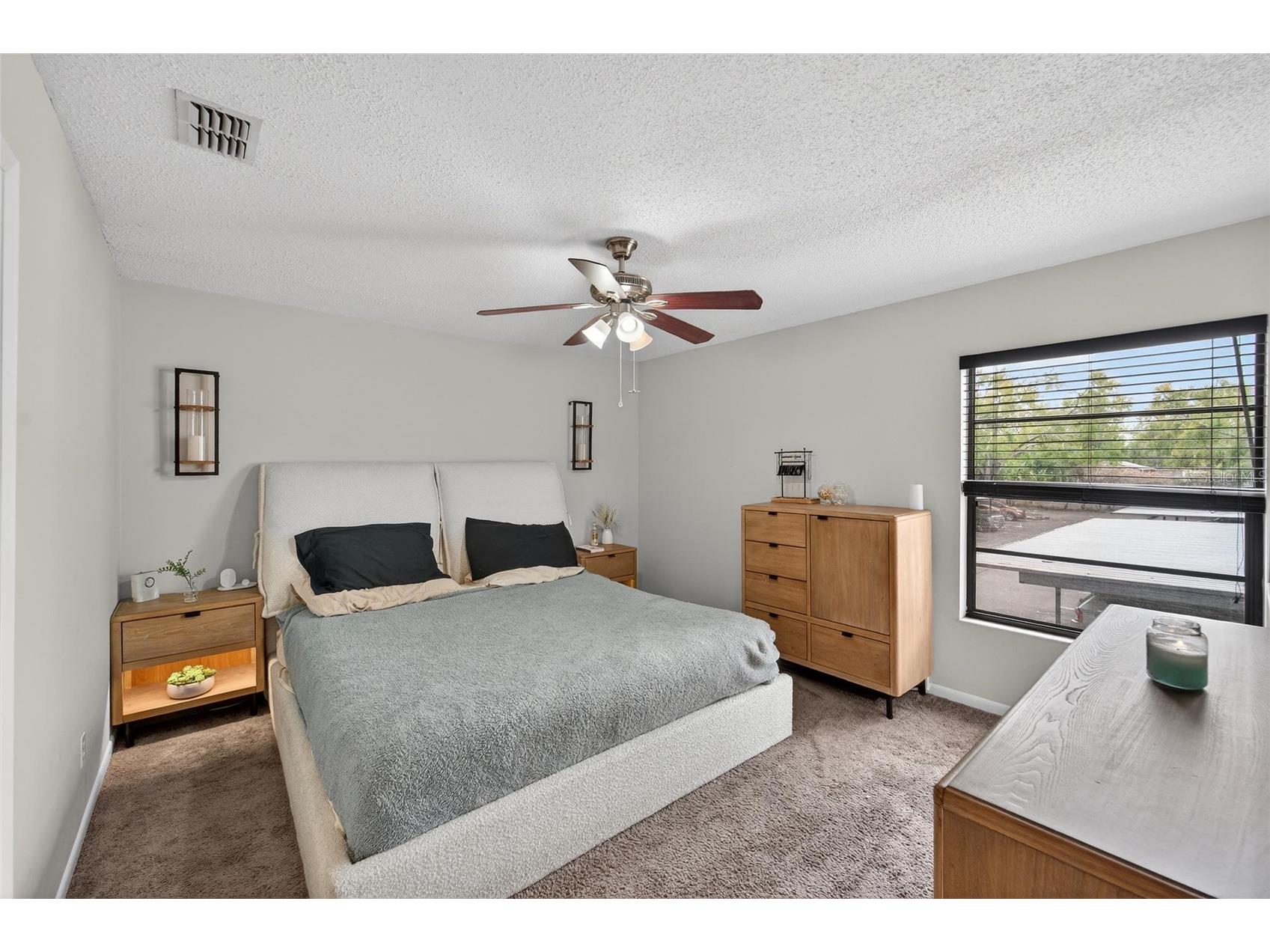 4871 Puritan Circle Tampa FL 33617 TB8476565 image16