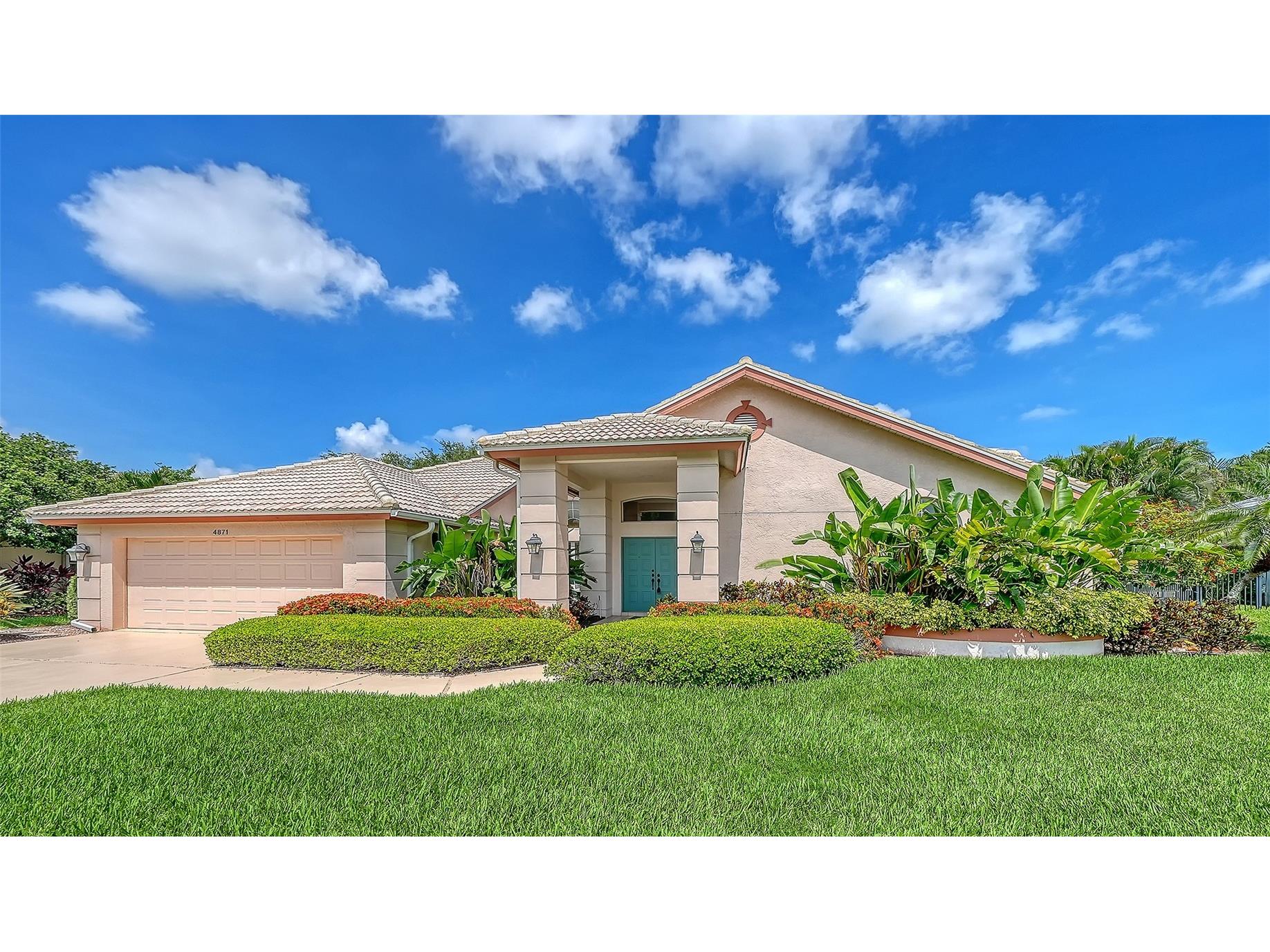 4871 Winterhaven Drive Sarasota FL 34233 A4693755 image1