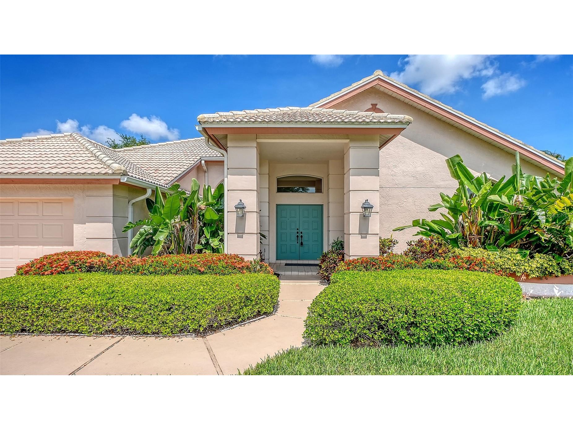 4871 Winterhaven Drive Sarasota FL 34233 A4693755 image2