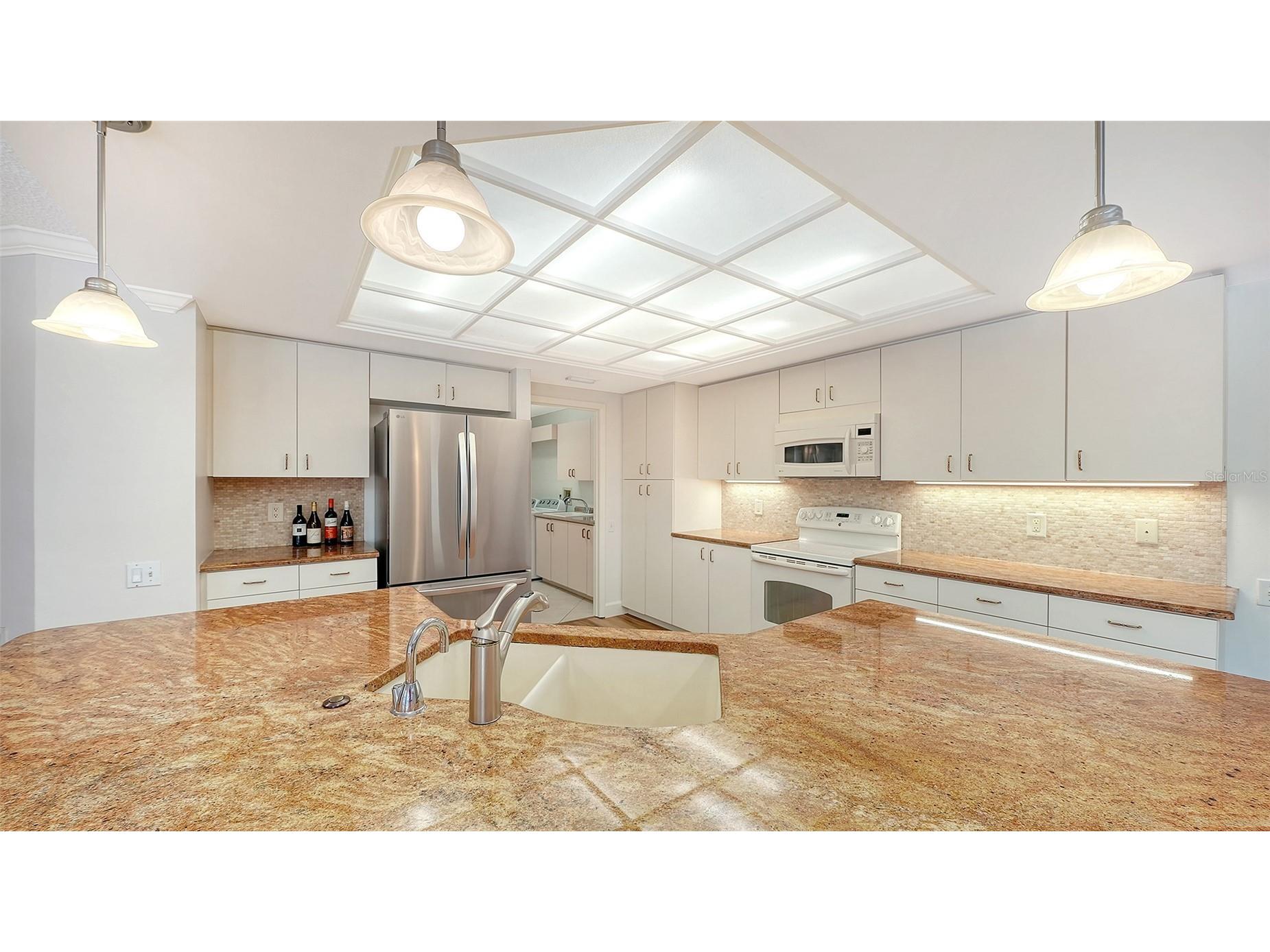 4871 Winterhaven Drive Sarasota FL 34233 A4693755 image21