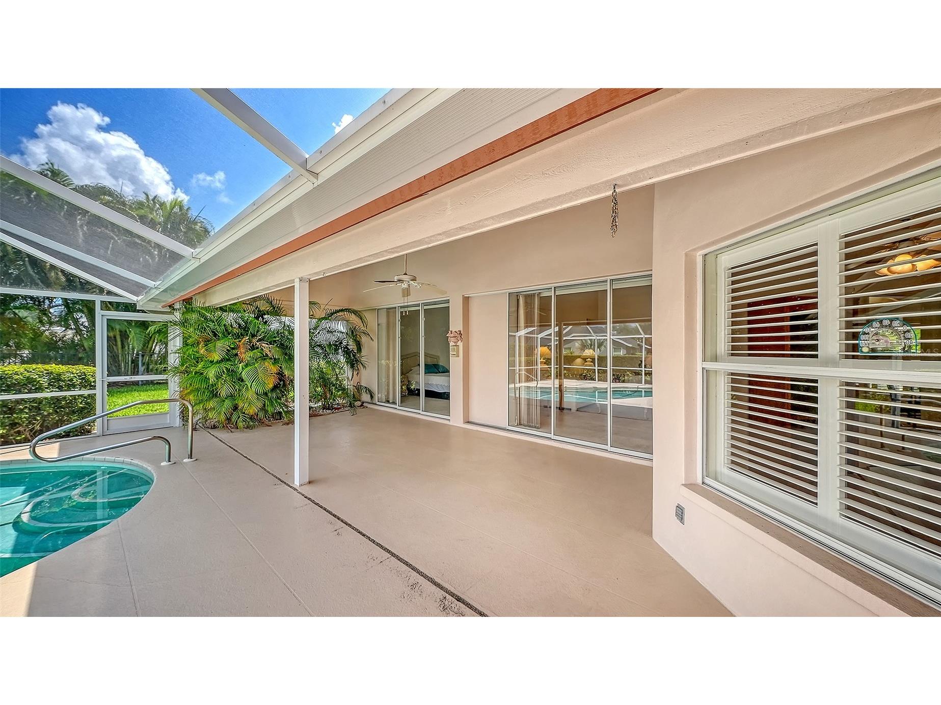 4871 Winterhaven Drive Sarasota FL 34233 A4693755 image44