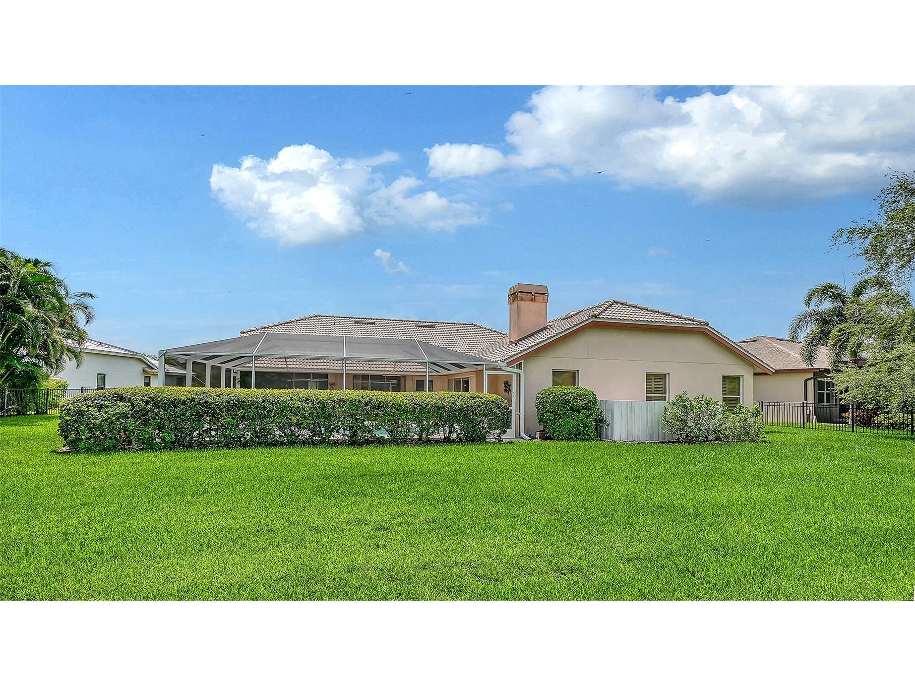 4871 Winterhaven Drive Sarasota FL 34233 A4693755 image50